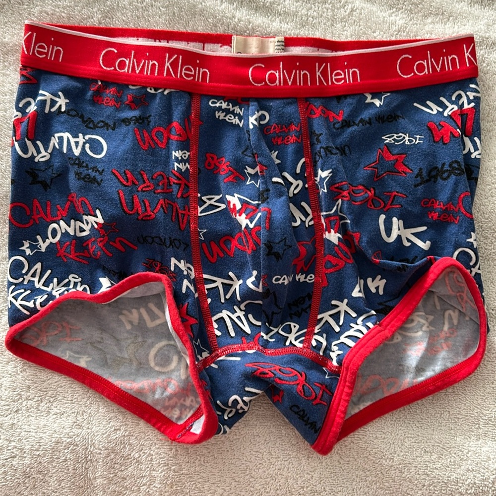 Calvin Klein trunks size S